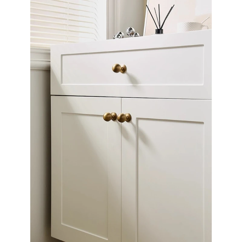 

Vintage brass light luxury wardrobe door handle, antique single-hole cabinet furniture hardware, round drawer handle