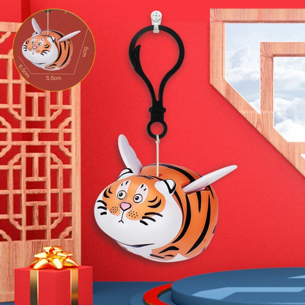 

Flying Tiger Flying Tiger with Wings Keychain Plastic Orange Flying Tiger Keyring Kawaii Cute Flying Tiger Pendant New Year Gift