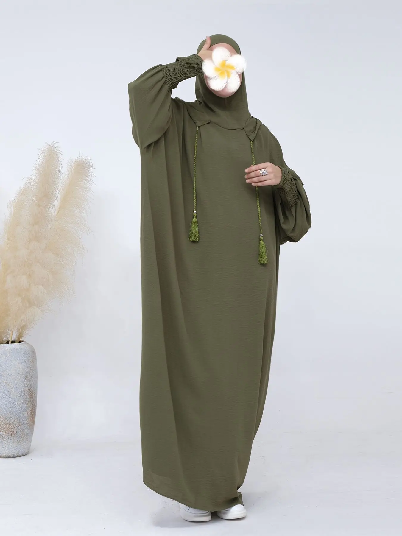 Jilbab Hijab Women Abaya With Hooded Solid Casual Batwing Sleeve Abaya Tassel Muslim Saudi Prayer Kaftan Oriental Robes