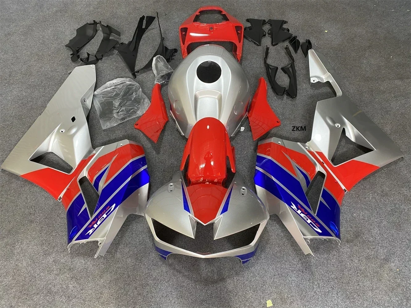 

Motorcycle Whole Fairings Kit fit for CBR600RR F5 2013 2014 2015 2016 2017 2018 CBR600 RR CBR 600RR full fairing silver