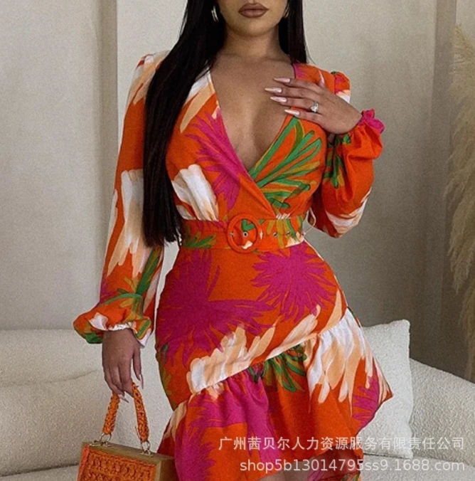 Women's V-neck long sleeved temperament commuting style summer 2024 new fishtail printed dress