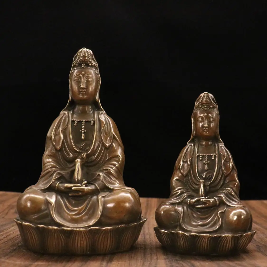 Guanyin bodhisattva sitting on lotus in the south china sea Statue Sculpture Figurines Home Garden Decoration Statues For House