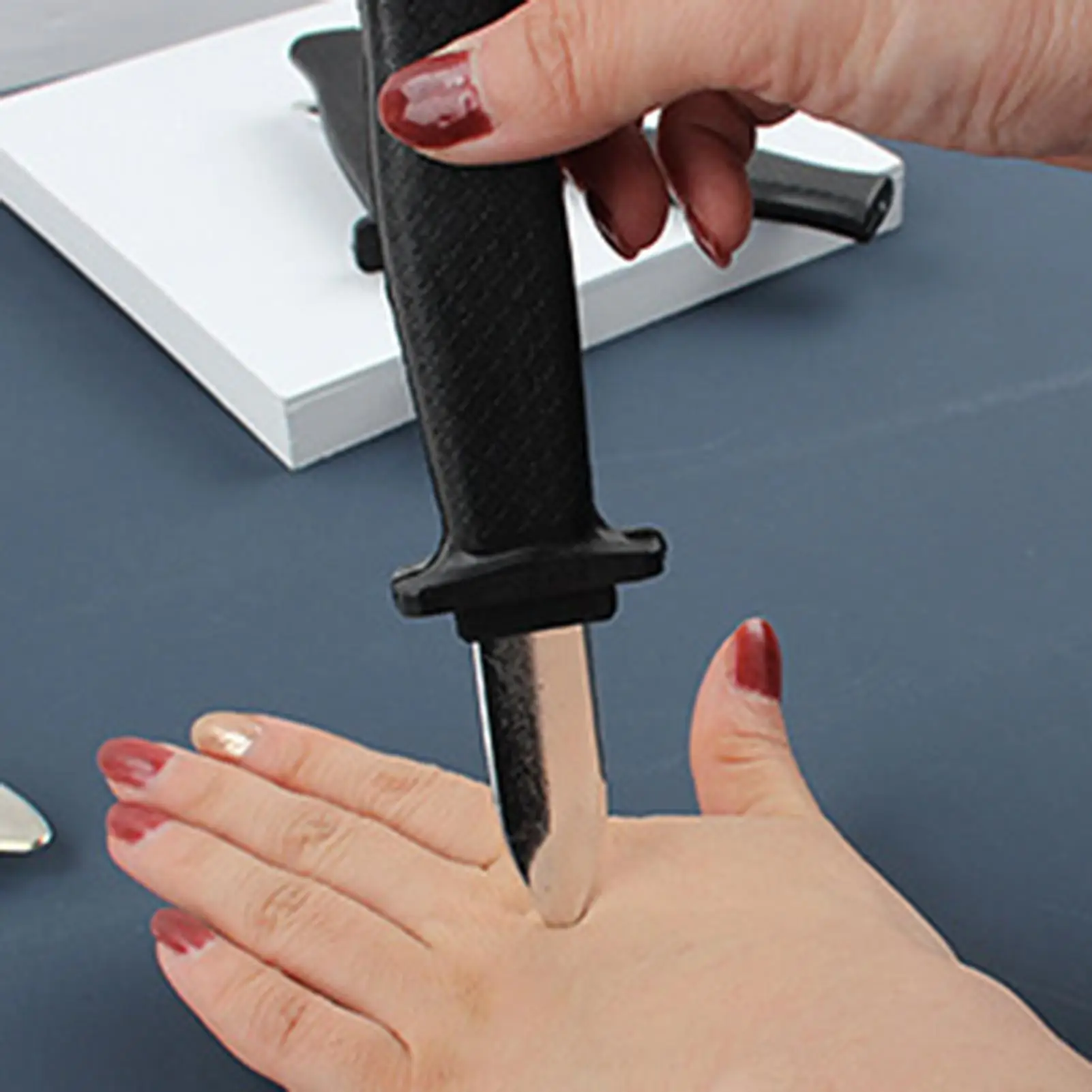 القاطع وهمية وهمية القاطع تأثيري ازياء زي المهر المزحة الكمامة لعبة لكذبة أبريل حفلة مرحلة عطلة الأحداث الاحتفالات #4