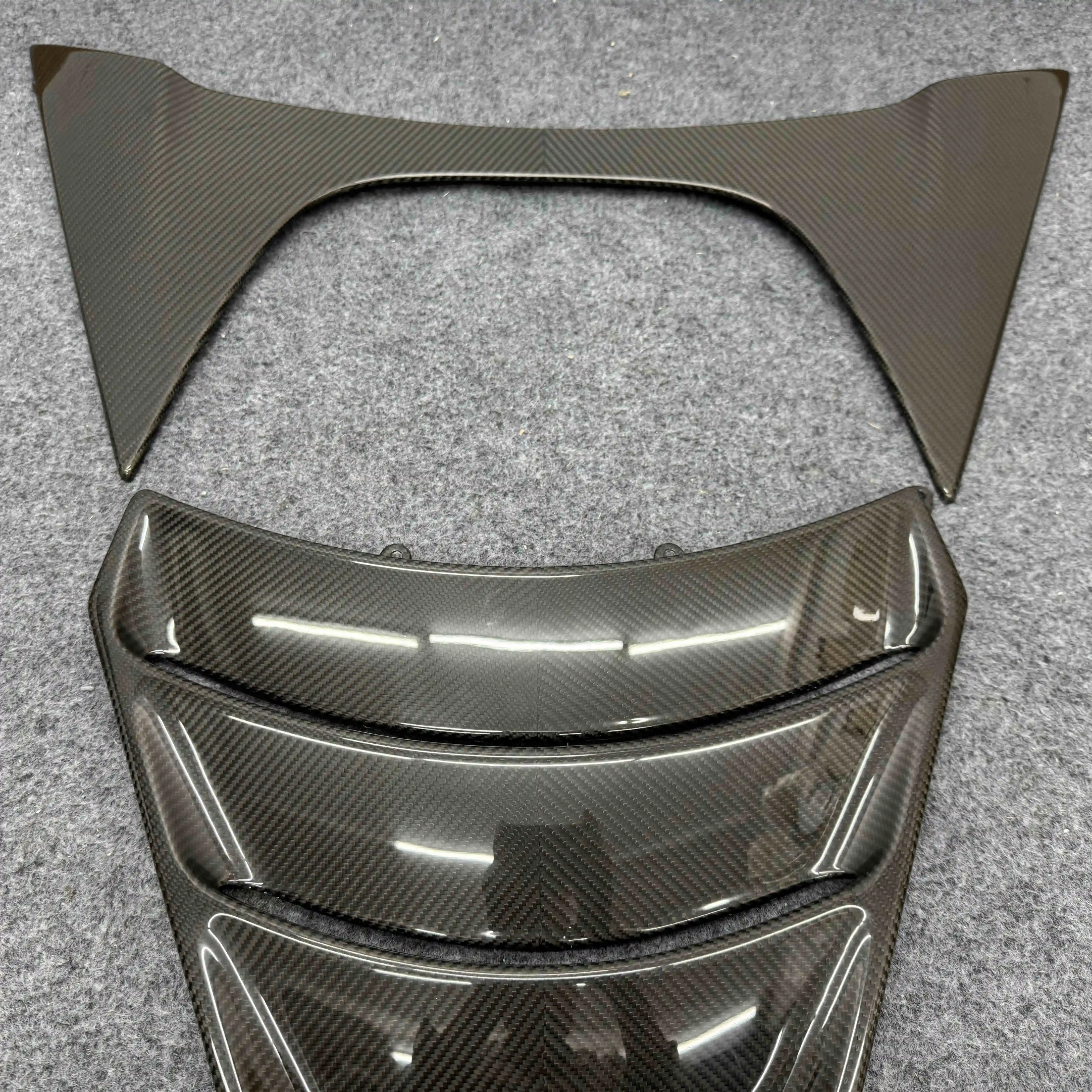 High quality automotive dry carbon rear hood suitable for McLaren 720S rear hood