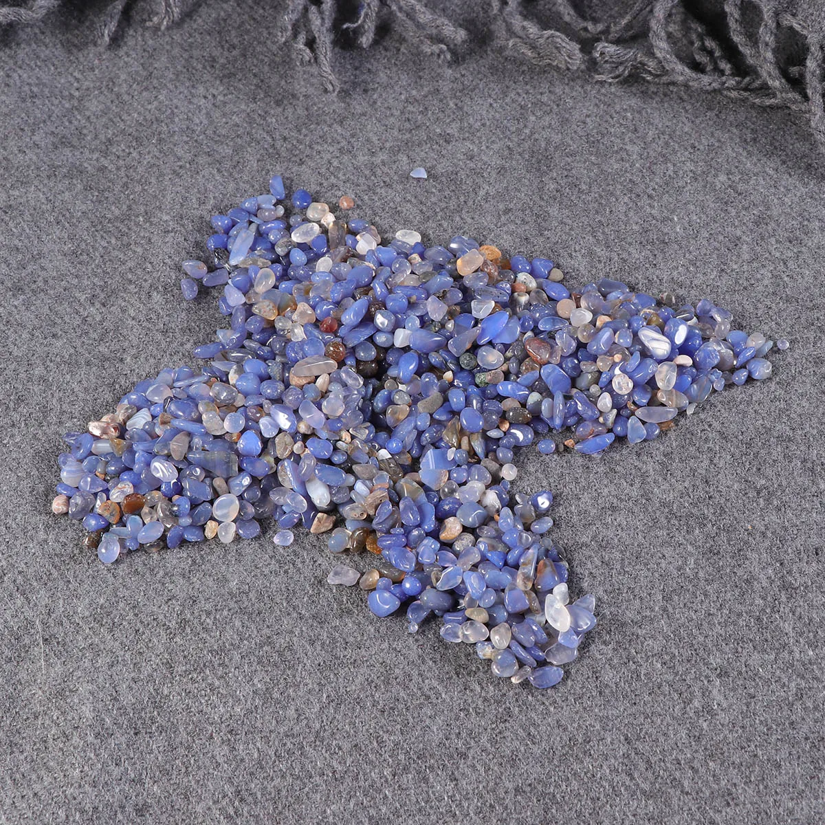 

2 Packs White Agate Tumbled Stones Crystal Gravel for Fish Tank Aquarium Home Decoration Water Purification Plant Bedding