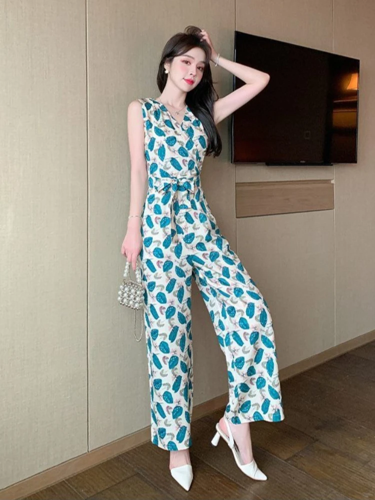 

Модный женский комбинезон на лето 2026: с завышенной талией, поясом-завязкой, широкими штанинами, элегантный, повседневный, приталенный крой, новинка