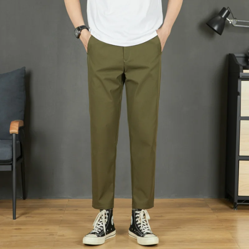 Pantalones de traje de pierna recta para hombre, pantalones cortos informales de pies pequeños, edición coreana, moda urbana, negocios versátiles, novedad de verano 2024