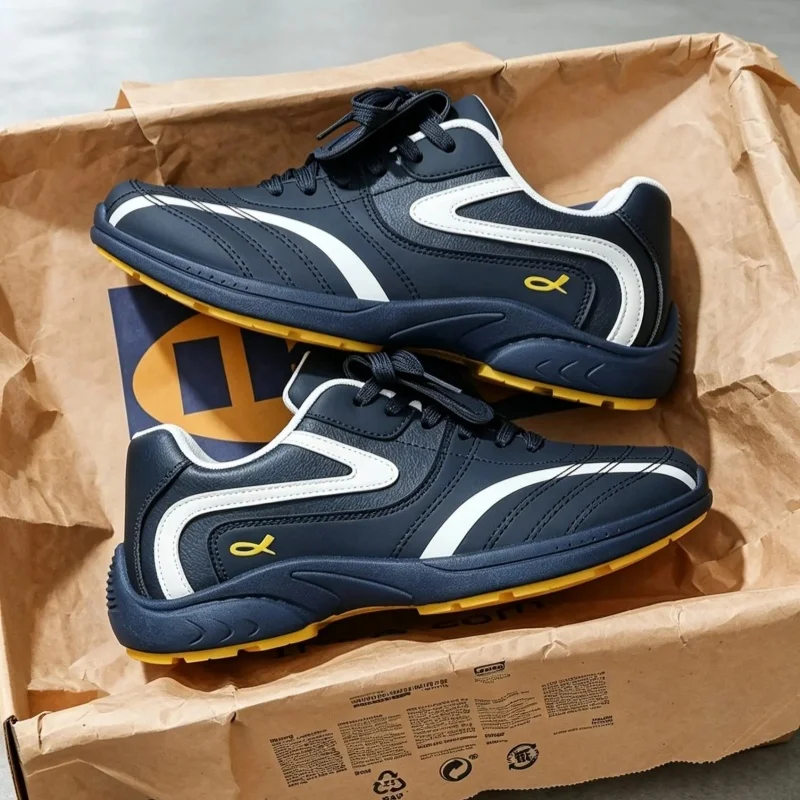 Men Casual Shoes All Seasons Retro Sneakers Textured Upper Streamlined Contrast Lines Flat Sole Daily Commute Footwear