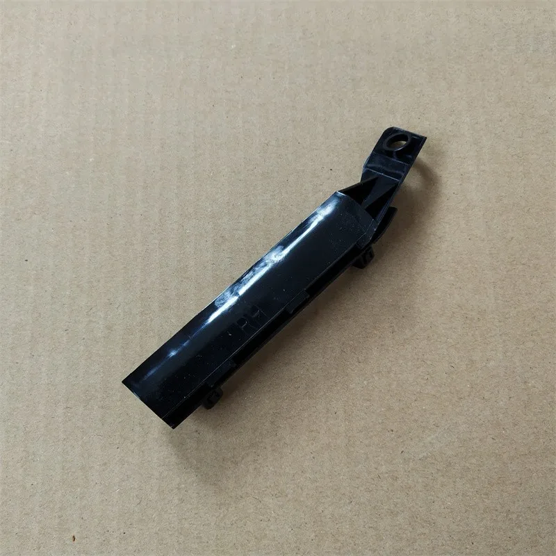 For NISSAN 2005-2010 TIIDA Bumper bracket Front bumper bracket Rear bumper fixing buckle clip Original