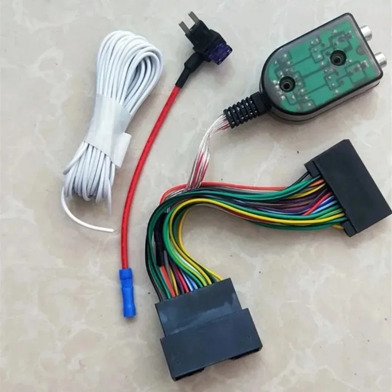 لإضافة مضخم الصوت عالي إلى منخفض تحويل الأسلاك تسخير Poer للتطبيق على راديو المصنع d Focus 2011-2018