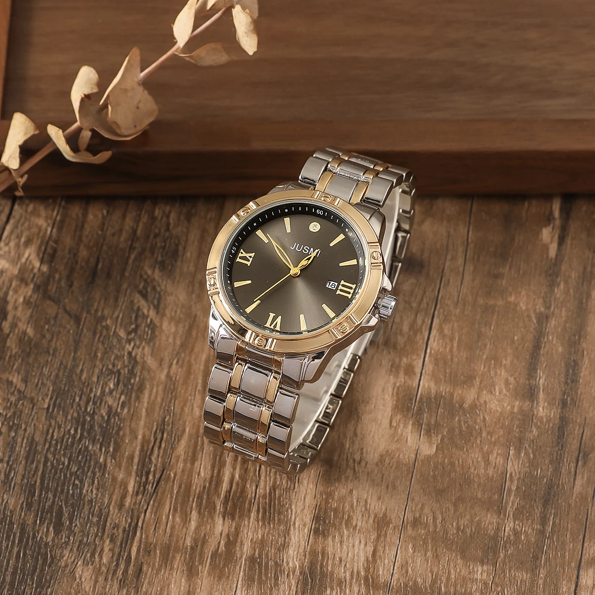 4 قطع/مجموعة ساعة رجالية كبيرة الحجم بسوار فولاذي + سوار + قلادة متقاطعة + مجموعة علب هدايا خاتم