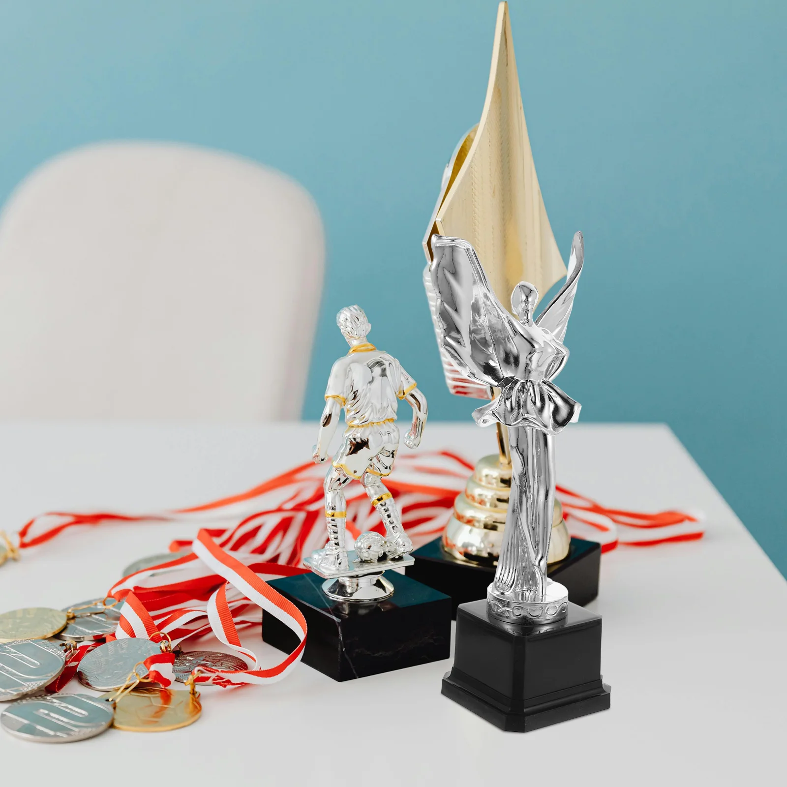 

Dance Colored Adornment Ballet Dancer Dancer Trophy Cheer Girls Prom Performance ABS Dance Competition Trophy Decor