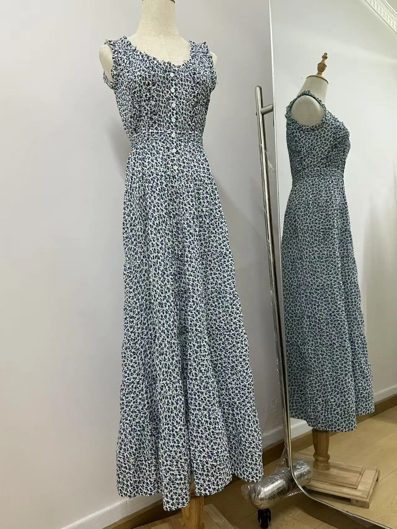 Vestido largo sin mangas con cuello redondo y estampado de flores retro de algodón para mujer