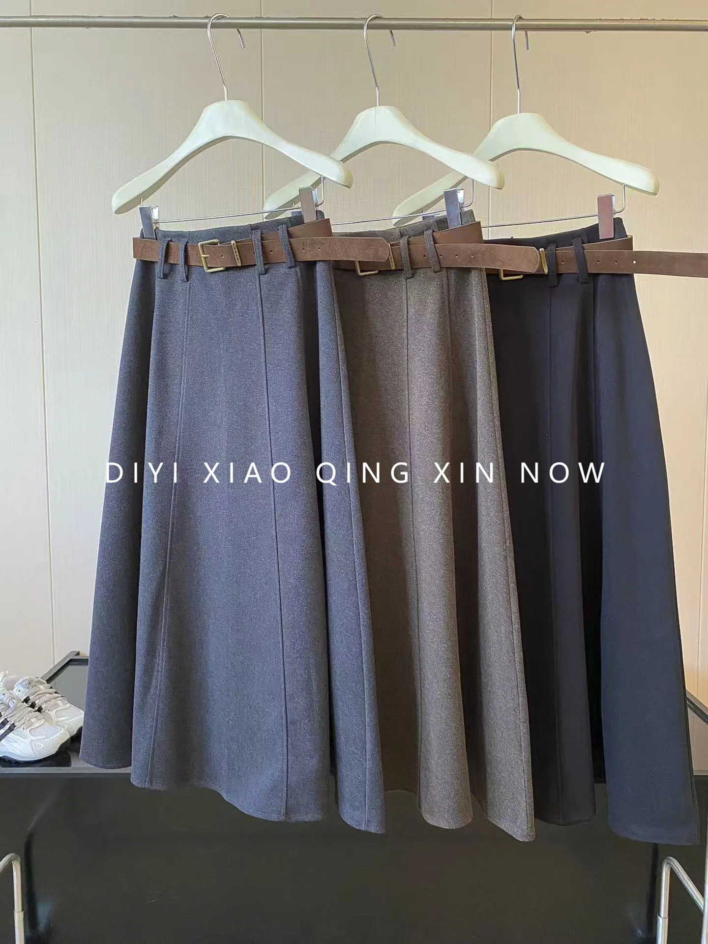 High Waist Thickened Woolen Tweed  Midi Skirt for Women Autumn Winter New Style A-Line Skirt Pure Color Elegant Slimming