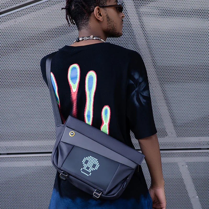 Divoom-Pixel Art LED Sling Bag, Messenger Bag impermeável, Mochilas Para Jogos, Pixel Art Speaker, Presente De Design De Moda