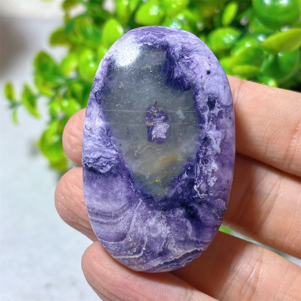 Crystal Natural Purple Malachite Palm Sone Quartz Specimen Specimen Stone Quartz Home Gemstone Specimen Room Decoratiom
