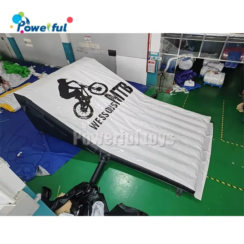 Commercial Outdoor Grade PVC Inflatable Rescue Mat Stunt Bike Ramp Landing Airbag Jump Airbag Soft Landing Pillow Castles view 2