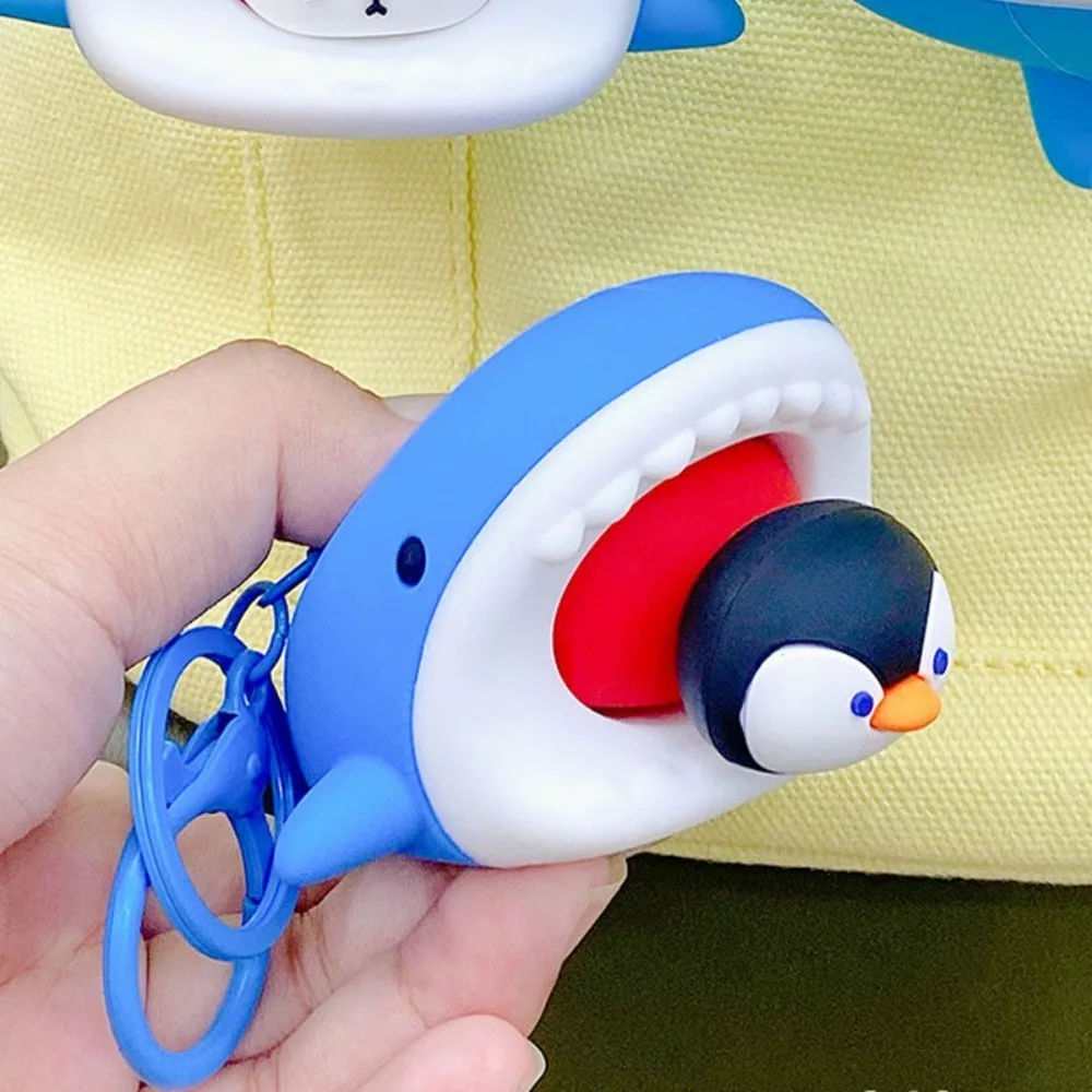 

Fashion Cat Aquarium Shark Squeeze Keyring Funny Creative Silicone Penguin Pendant Soft Cute Polar Bear Keychain Kids