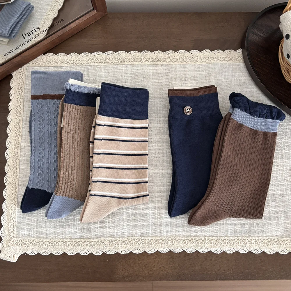Retro Women Socks 2026 Autumn and Winter Japanese College Style Cotton Knitted Long Socks Women Korean Striped Medium Tube Socks