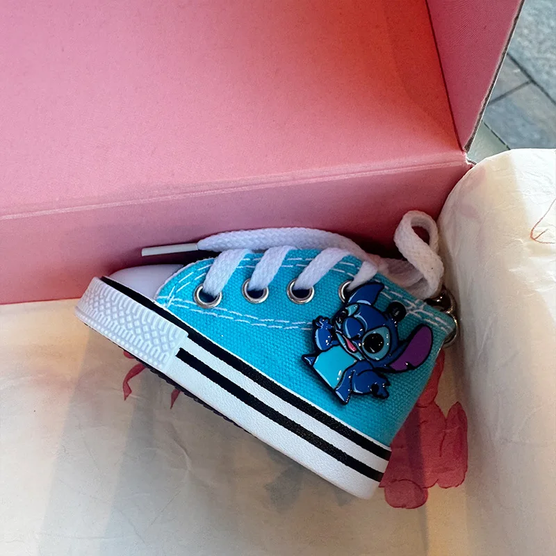 ديزني الإبداعية حذاء قماش المفاتيح غرزة الكرتون الرسوم المتحركة سيارة مفتاح سلسلة زوجين حقيبة قلادة الديكور هدية للأطفال