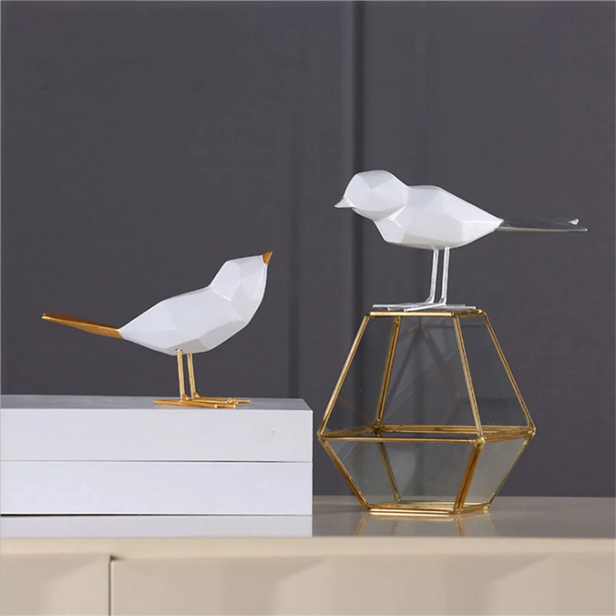 AT53 Modern Cute Bird Statues European Decorations Geometric Animal Statues Office Sculptures Abstract Decoration Gold