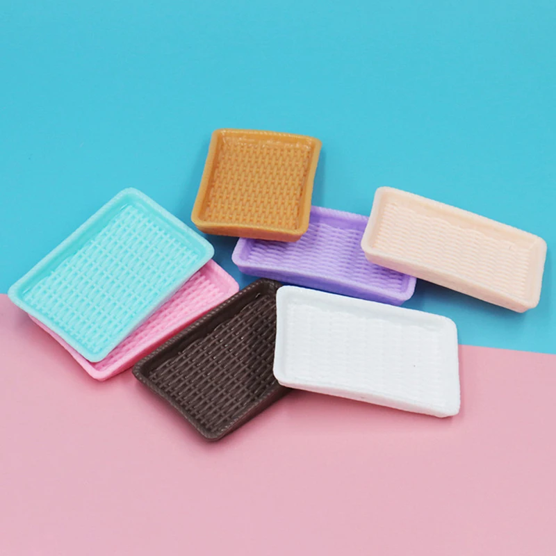 5Pcs Random Dollhouse Miniature Dessert Plates Model Doll House Plastic Basket Serving Plate Dish Dessert Tray Tableware Toy-Toy