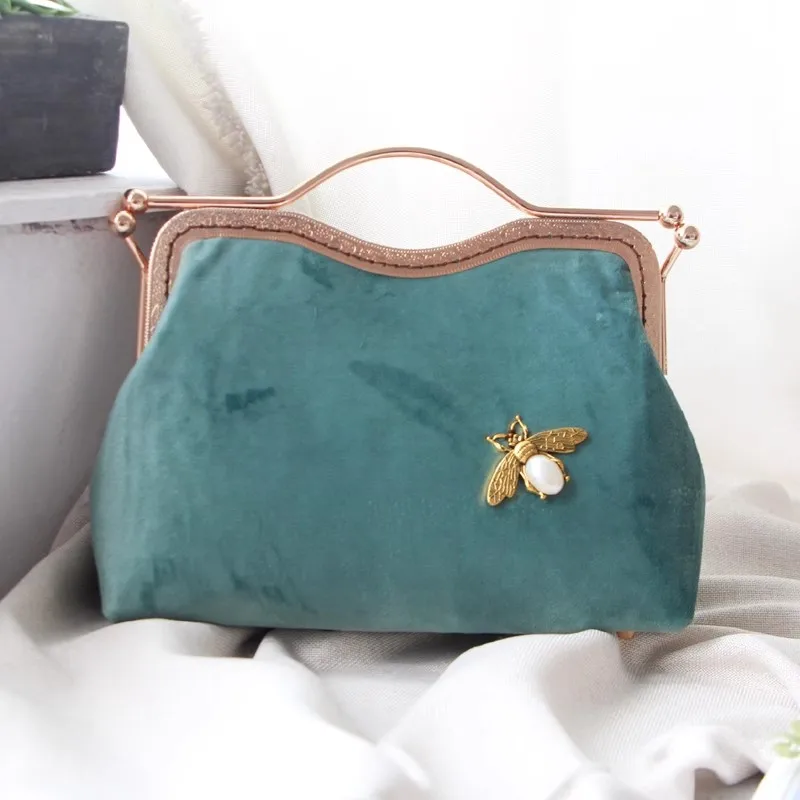 Lost in Vinatge Aqua Velvet Clasp Clutch Beset with Bee Jewelry Bag Closure Frame Large Lip Shape Gold Chain Strap Evening Party