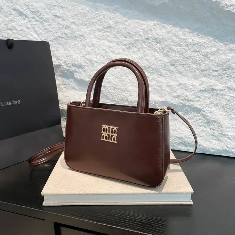 

​​2025 Trending Mini Top-Handle Bag, Chic Convertible Shoulder Purse for Women, Must-Have Day To Night Crossbody Bag for Women