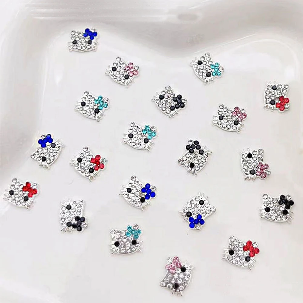 10szt Cute Cat Nail Art Charm 3D Alloy Full Diamond Cartoon Anime Cat Nail Decoration DIY Kawaii Crystal Manicure Akcesoria