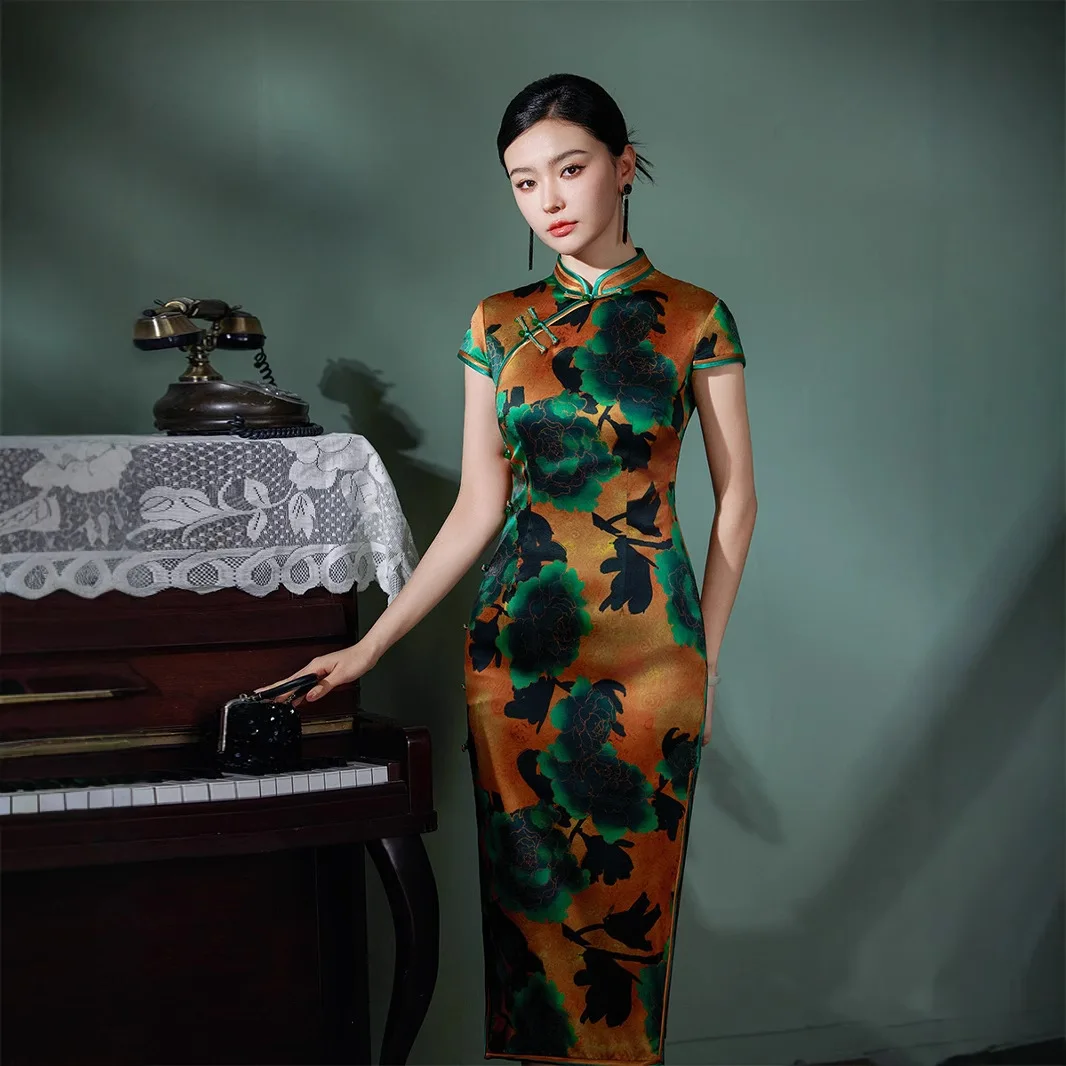 

Silk Chinese Shanghai Style Floral Traditional Vintage Modern Cheongsam Qipao Mid-Length Retro Old Dress