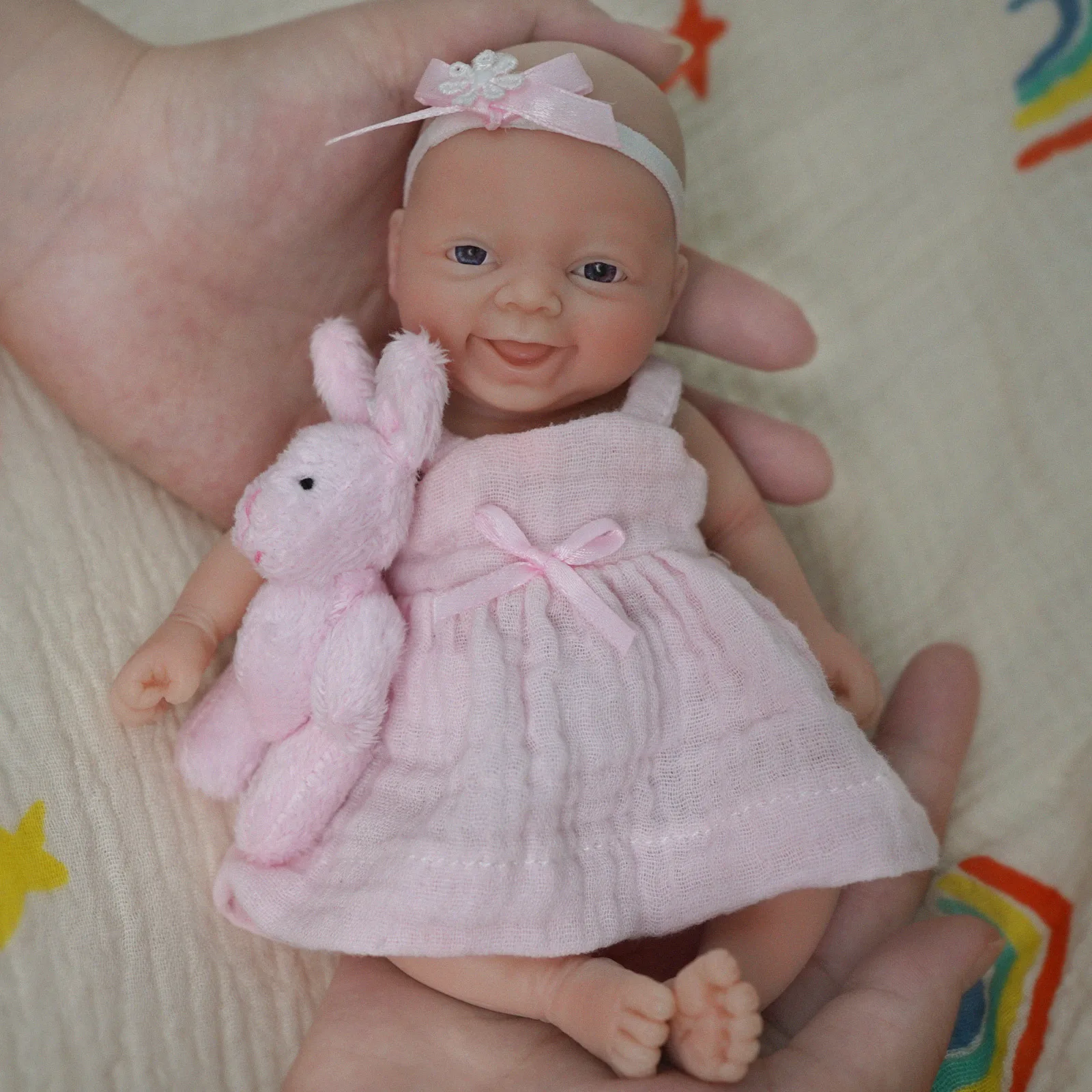 Muñeca reborn de cuerpo completo de silicona para bebés, muñeca de bebé en miniatura de 7 pulgadas, sonrisa, muñecas de niña que se ven reales con