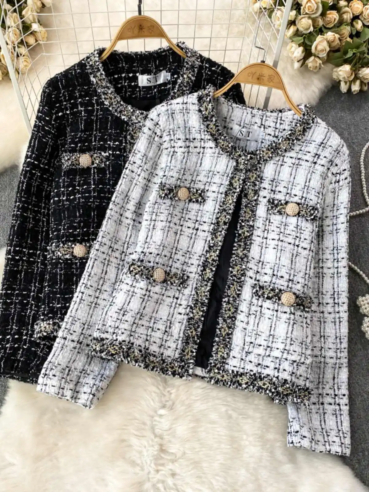 

Women White Plaid Autumn Tweed Jacket Coat Vintage Harajuku Aesthetic Long Sleeve O-Neck Cropped Jacket Outerwear 2000s Clothes