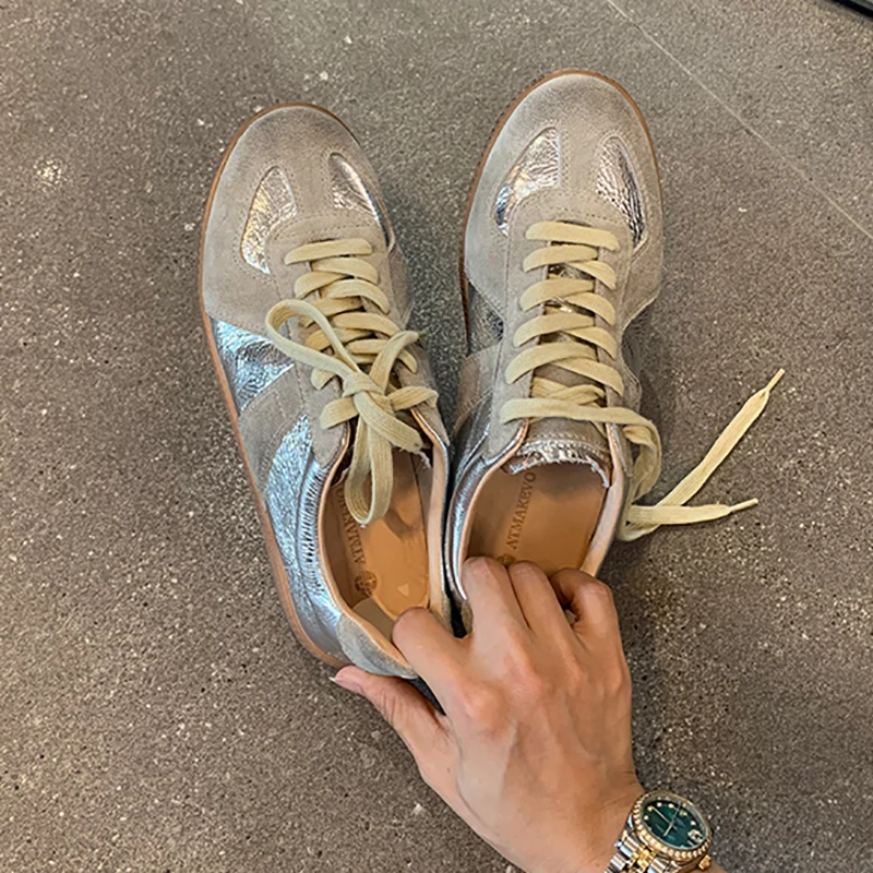 أحذية رياضية مفلكنة خفيفة الوزن للنساء ، أحذية مسطحة كلاسيكية ، أحذية رياضية غير رسمية للنساء ، أحذية نسائية للعمل المكتبي للمشي ، جديدة