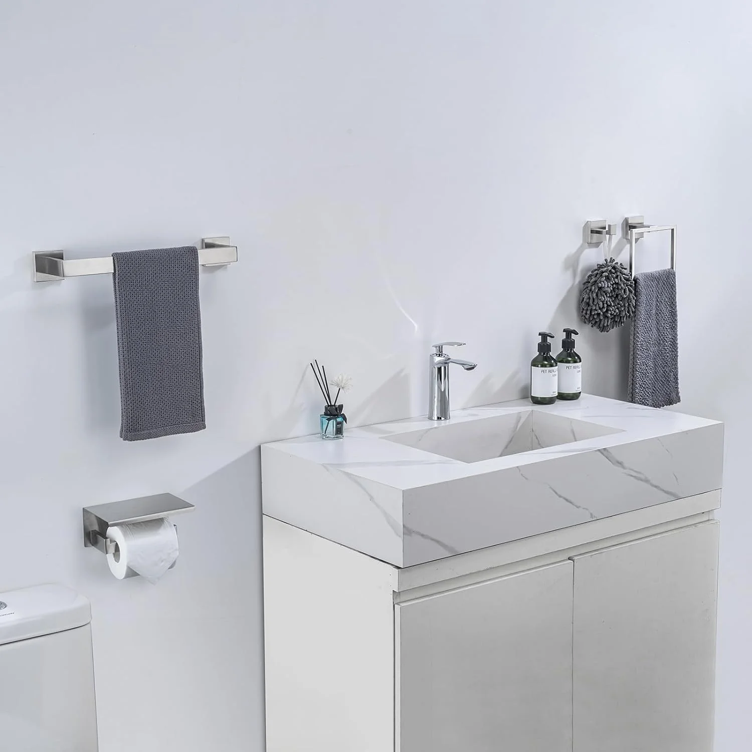 

Набор фурнитуры для ванной комнаты, вешалка для полотенец Держатель для полотенец Держатель для туалетной бумаги Крючки для полотенец Набор вешалок для полотенец из нержавеющей стали