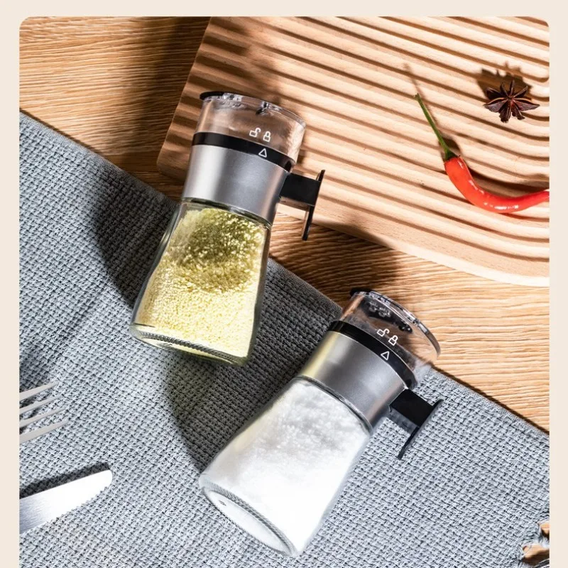 Push-type Salt Dispenser Salt Sugar Bottle Spice Pepper Shaker Can Spice Jar Seasoning Bottle Container Kitchen Gadgets양념통