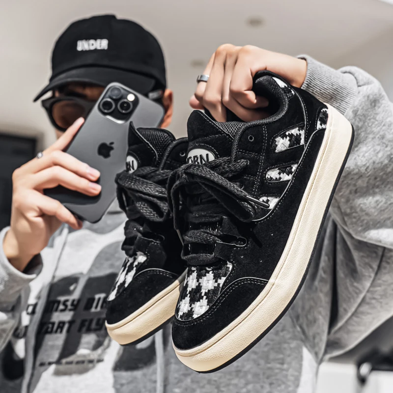 

Newclassicskateboard sports shoes, men's spring comfort shoes, canvas graffiti sports shoes, high-top walking slow running shoes