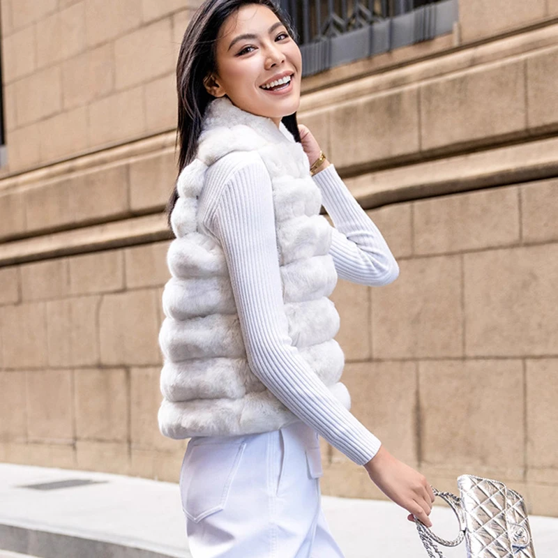 Ftangaiur Zimowy Import Czysta Biel Cyjanowy Niebieski Płaszcz-Kamizelka z Szynszilli Dekolt w Serek Damski Elegancki Krótki Naturalny Kolor Kamizelki z Szynszilli