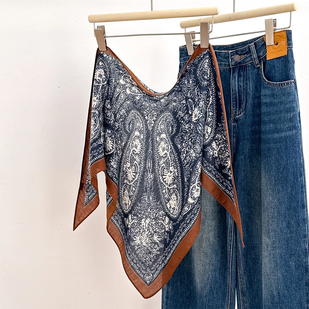 Paisley Print Triangle Scarf f - Vintage Fashion Hijab recension och pris