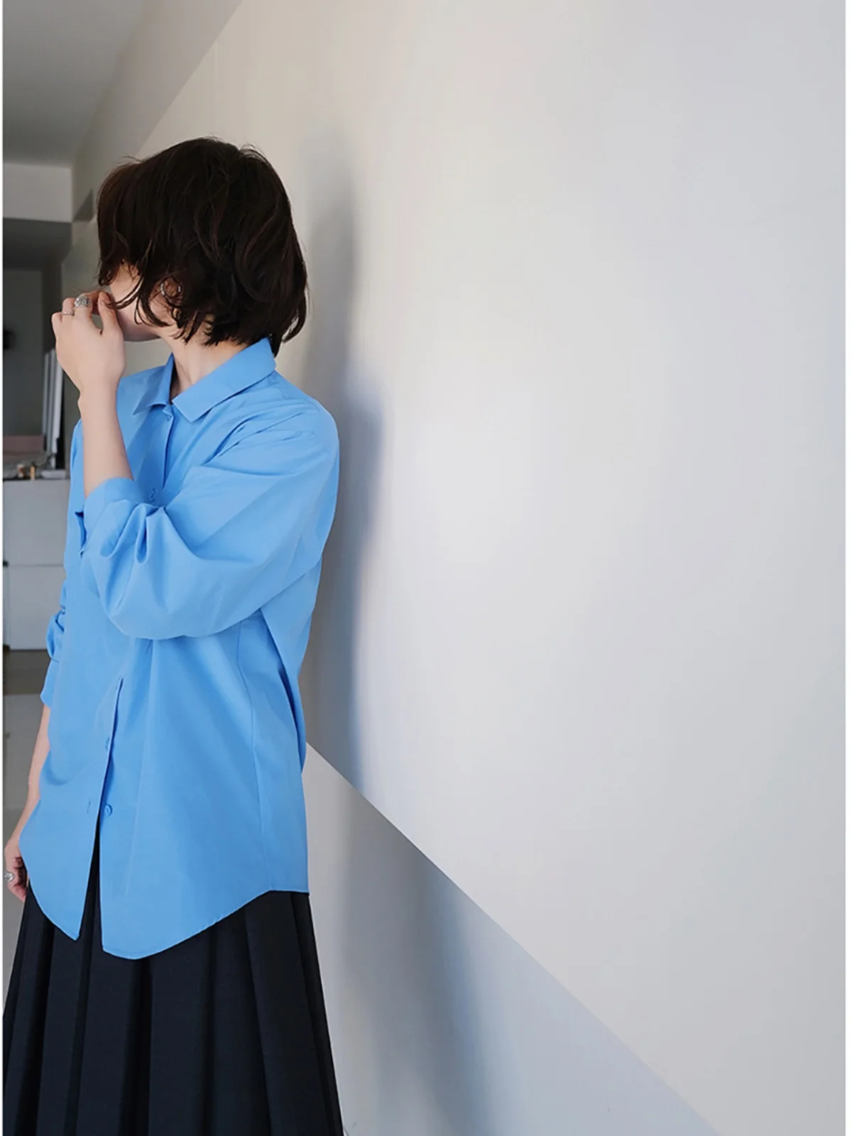 

Новая женская рубашка 2025 года из смесового полиэстера и хлопка, свободного кроя, с эффектом уплетения, антистатическая, износостойкая, для делового и повседневного стиля