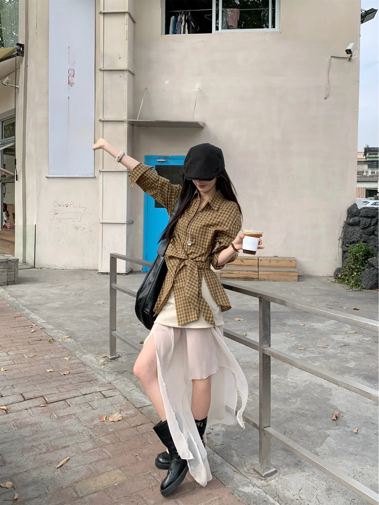 

Slimming Plaid Long Sleeve Shirt Women's Spring 2026 New Mid-Length Design Waist-Cinching Belted Top Fashionable Elegant