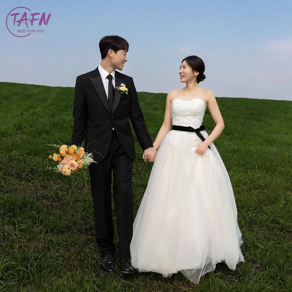 TAFN Korea A-line Wedding Dresses Strapless Sweetheart Colalr Bridal Gown Floor-Length Photo Shoot Dresses Custom Made