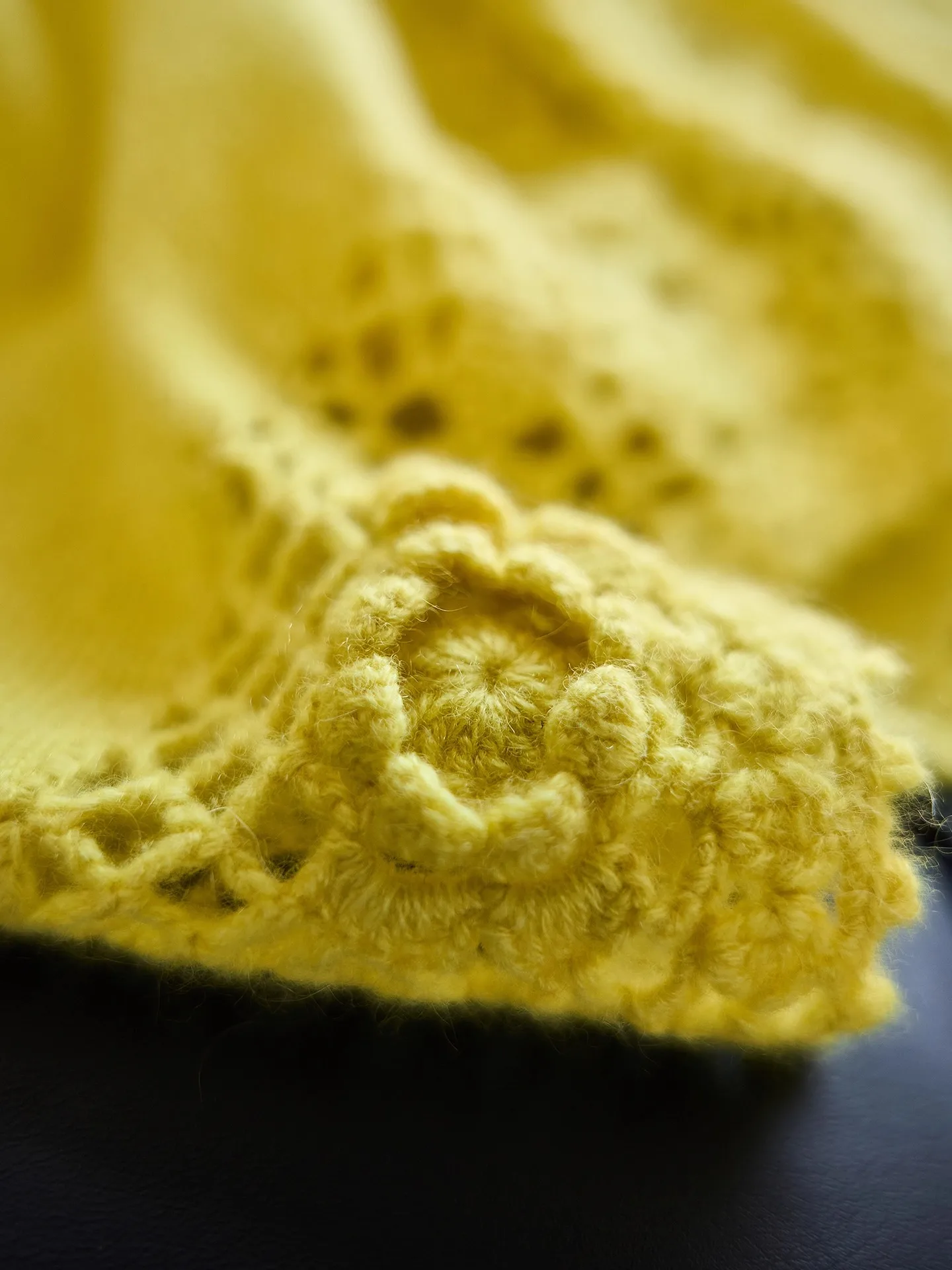 Yellow Heavyweight 100% Cashmere Knitted Sweater with 3D Flower Lace Hollow out Design Elegant Lady Commute Style Long Sleeve