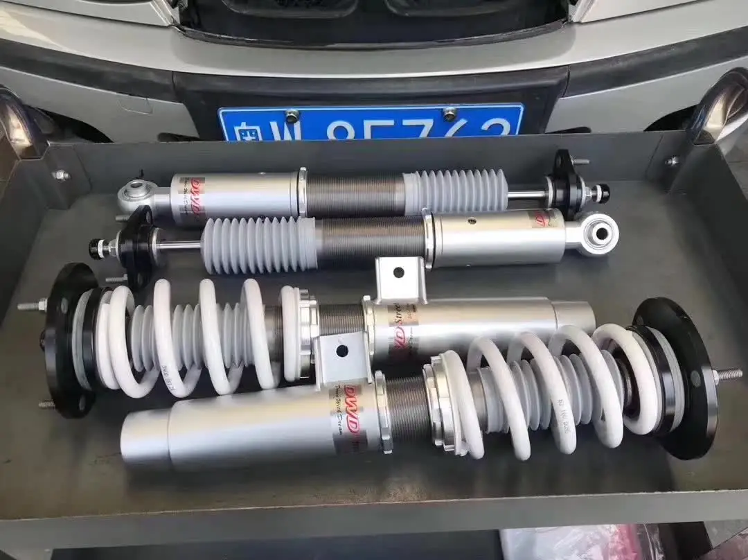 

BM-W008 Лидер продаж, 32-ступенчатый регулируемый моно-трубный койловерный амортизатор, автомобильные аксессуары для BMW 3 серии E46 (не-M) 97-06