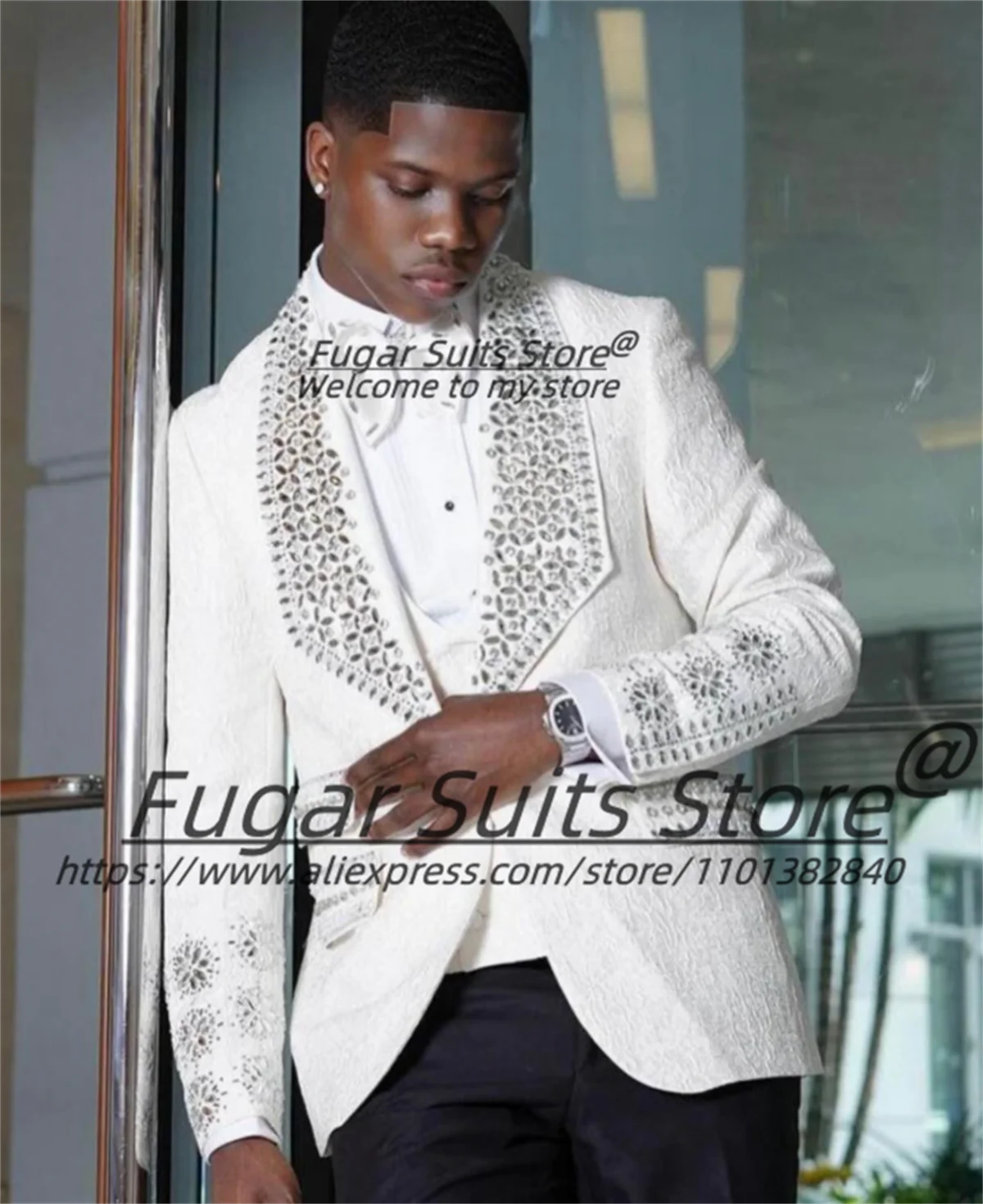 Shiny Bead embroidery Luxuly Men Suits Customized Slim Shawl Lapel Groom Wedding Tuxedos 2Pcs Sets Male Prom Blazers Ropa Hombre
