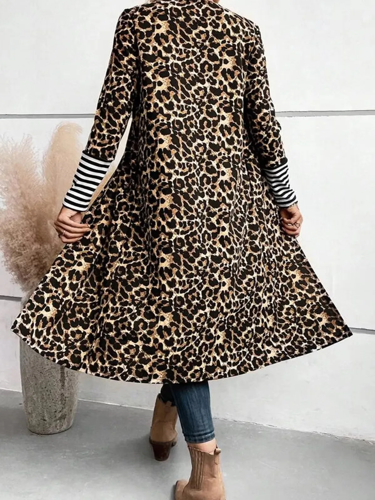 秋と冬のためのレオパード柄ストライプ柄の長袖カーディガン（大きいサイズ）