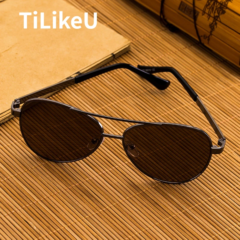 Vintage Crystal Sunglasses Men Fashion Trend New Pilot Full Frame Metal Shades Designer Outdoor Driving Sun Glasses Eyewear Male