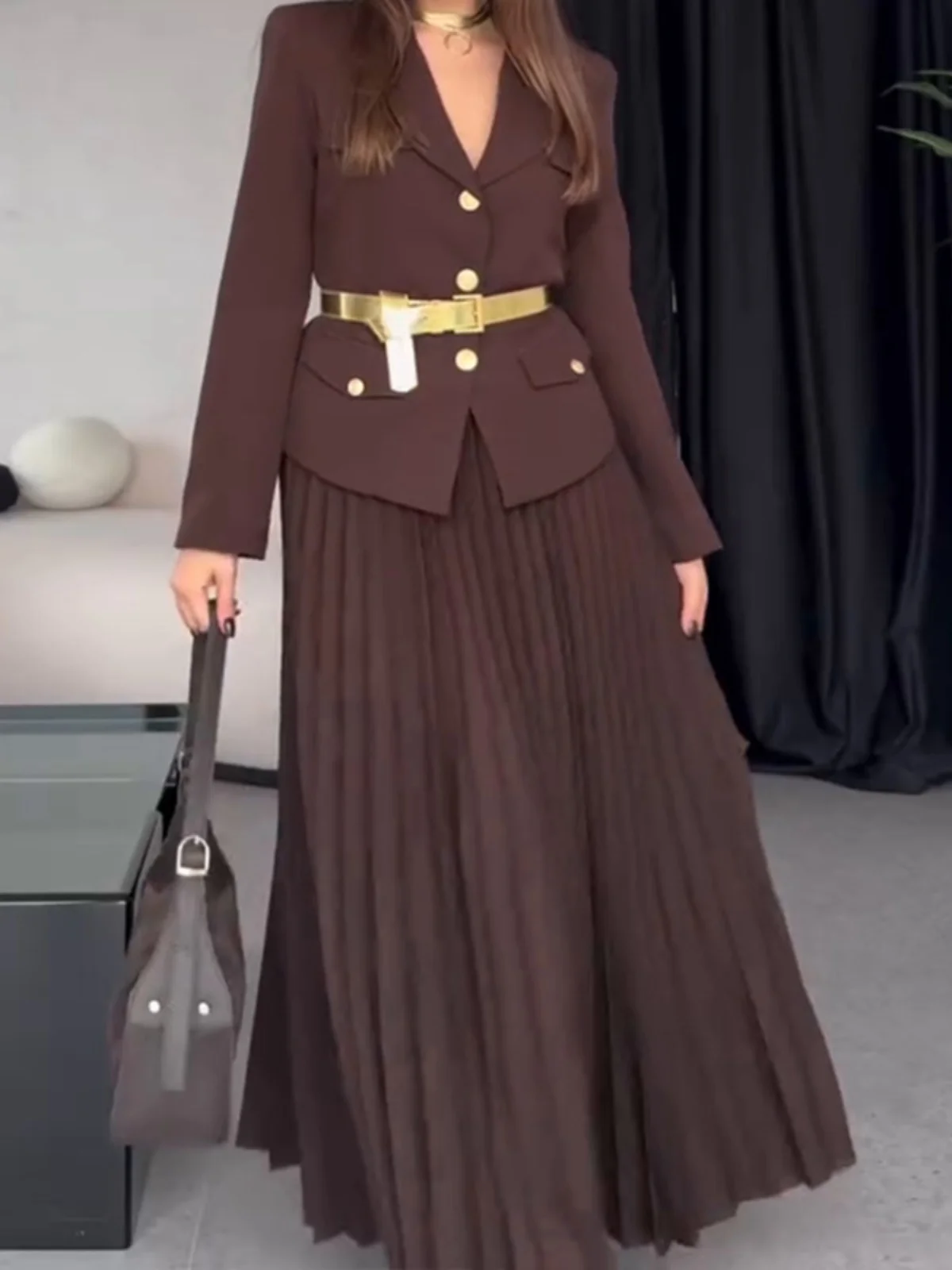 

Модный комплект из джата и юбки на заказ с плиссированной юбкой, длинная рабочая одежда из полиэстера с отложным воротником све