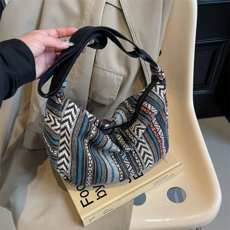 Umhängetasche im Tribal-Stil, faltbare Umhängetasche mit Reißverschluss, gestreiftem Muster, handwaschbares, lackiertes Futter mit Flaggenmotiv – Detail 25
