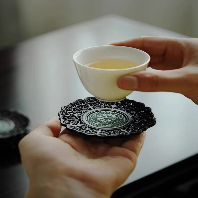 

Jade teacup mat tea space court style mahogany hollow tea tray Chinese kung fu tea ceremony thermal insulation mat