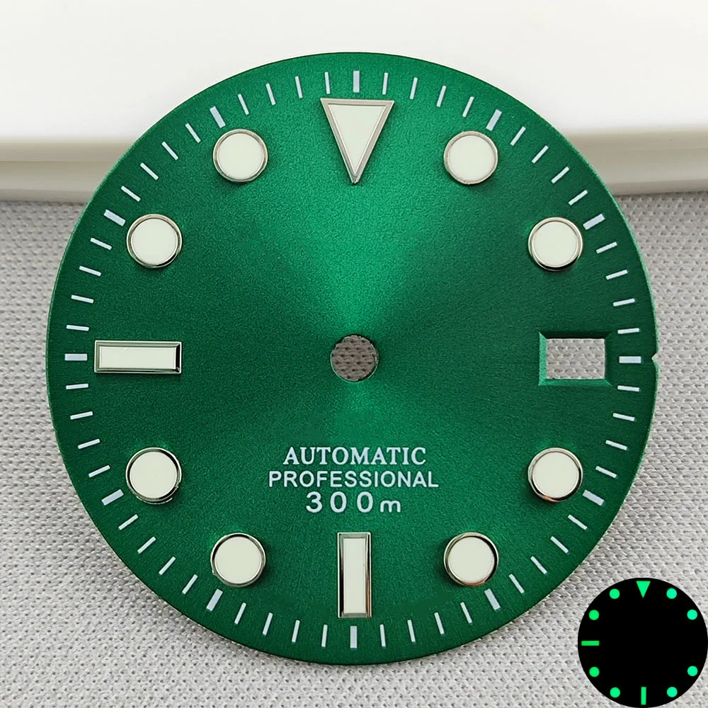 Quadrante NH35 da 28,5 mm quadrante S quadrante verde illuminato adatto per accessori per orologi con movimento NH35